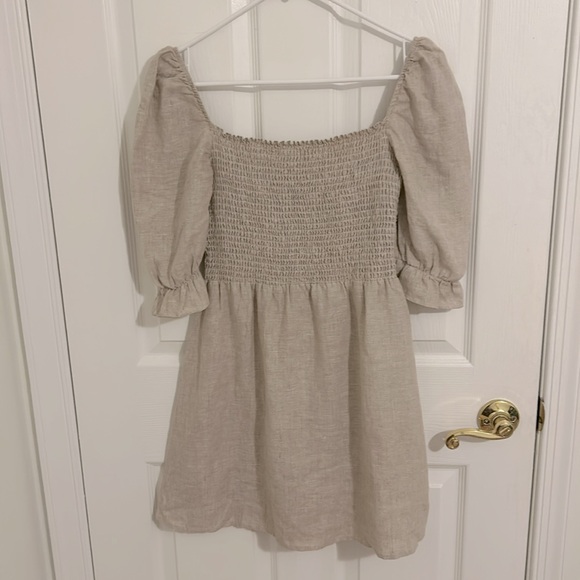 Reformation Cerise Linen Smocked Puff Sleeve Mini Dress in Sand Size Small - Picture 6 of 13
